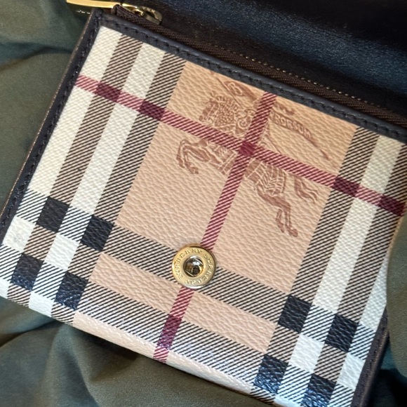 Burberry Black and Beige Plaid Wallet - Picture 5 of 9